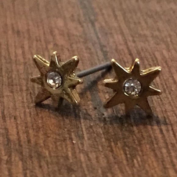New Ann Taylor gold star earrings - Picture 4 of 4